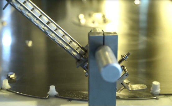 آلة تعبئة غطاء كيس البوق القابل للتخصيص للكيس النطاق W 70-210mm L 70-350mm